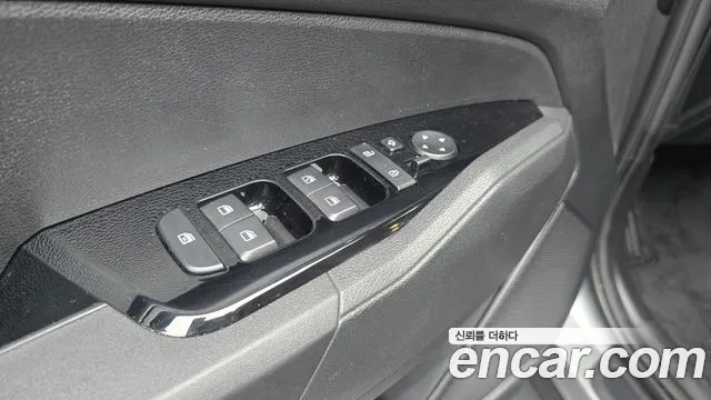 Kia Sportage — фото 28