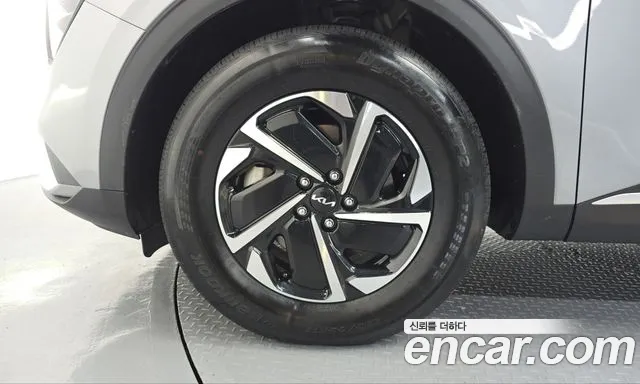 Kia Sportage — фото 5