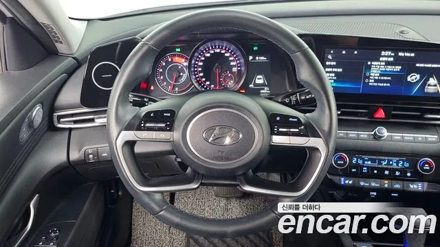 Hyundai Avante — фото 15