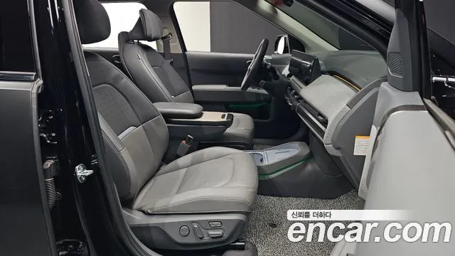 Kia EV3 — фото 26