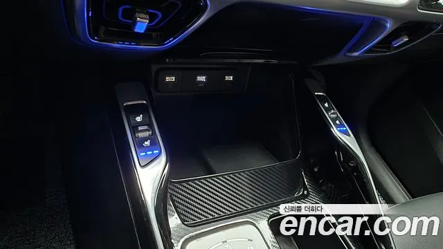 Kia Sorento — фото 17