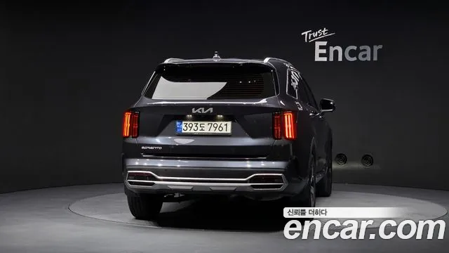 Kia Sorento — фото 4