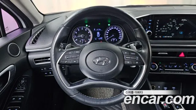 Hyundai Sonata — фото 13