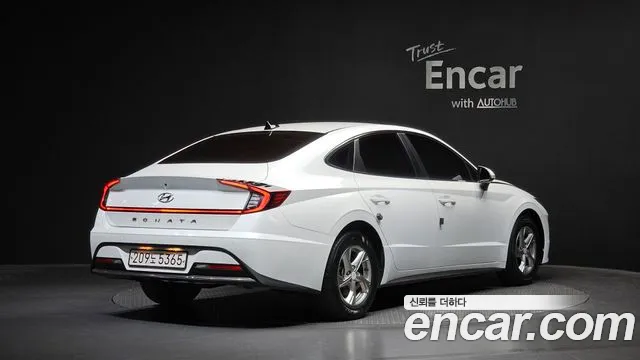 Hyundai Sonata — фото 2