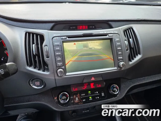 Kia Sportage — фото 13