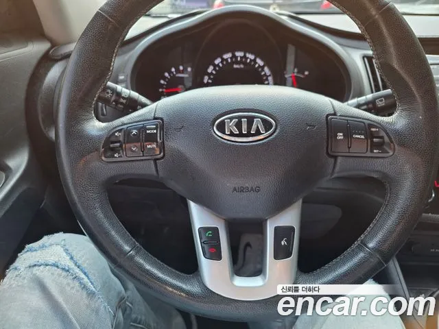 Kia Sportage — фото 17