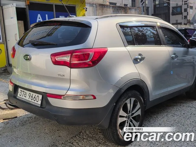 Kia Sportage — фото 6