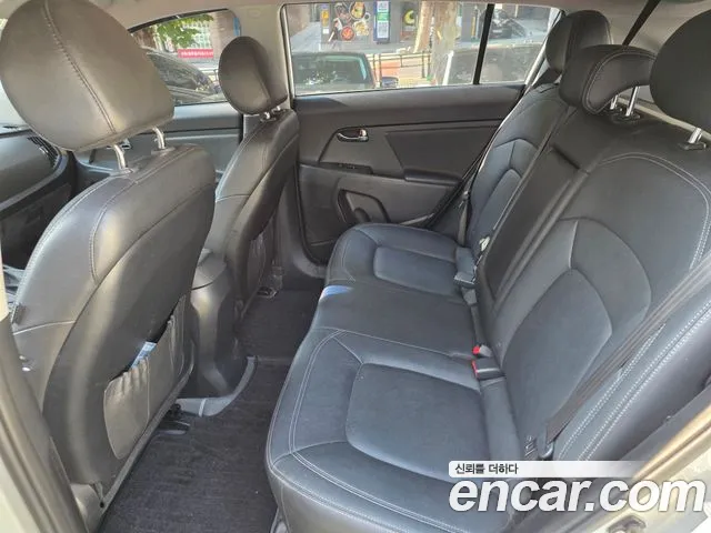 Kia Sportage — фото 9
