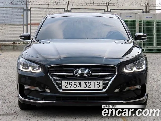 Hyundai Grandeur — фото 1