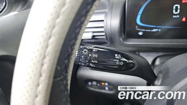 Hyundai Casper — фото 27