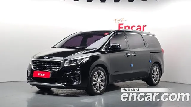 Kia Carnival — фото 1