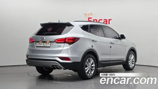 Hyundai Santa Fe — фото 2