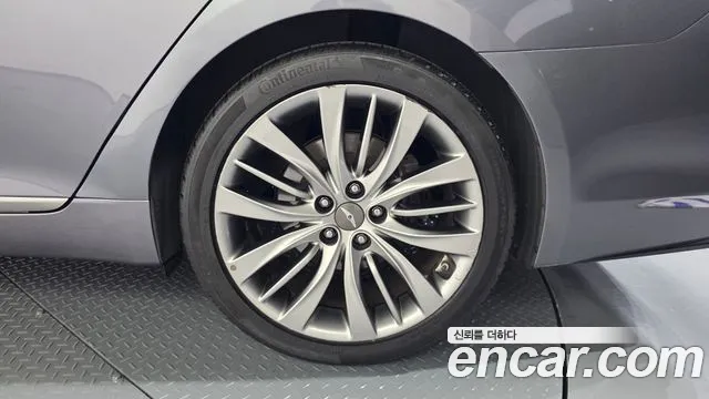 Hyundai Genesis — фото 21