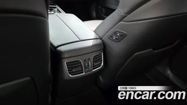 Hyundai Genesis — фото 29