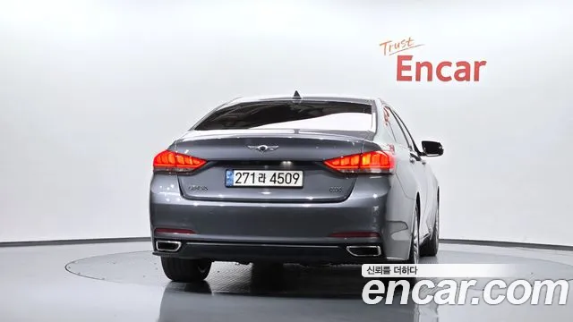 Hyundai Genesis — фото 3