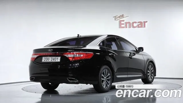 Hyundai Grandeur — фото 1