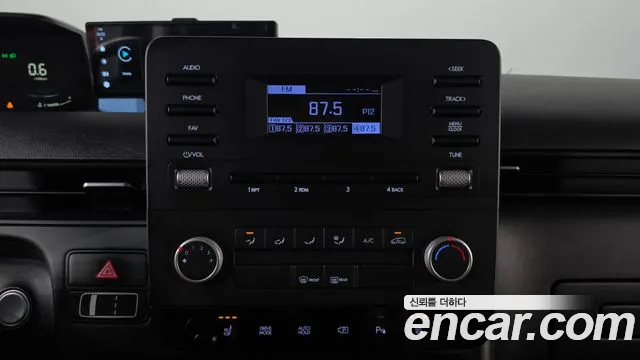 Hyundai Staria — фото 17