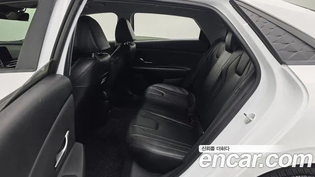 Hyundai Avante — фото 11