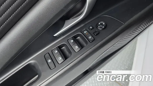 Hyundai Avante — фото 28