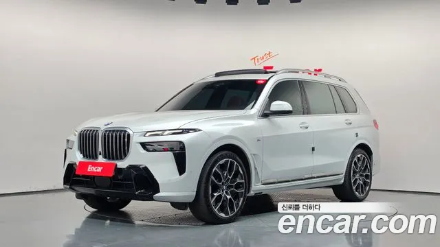 BMW X7 — фото 1