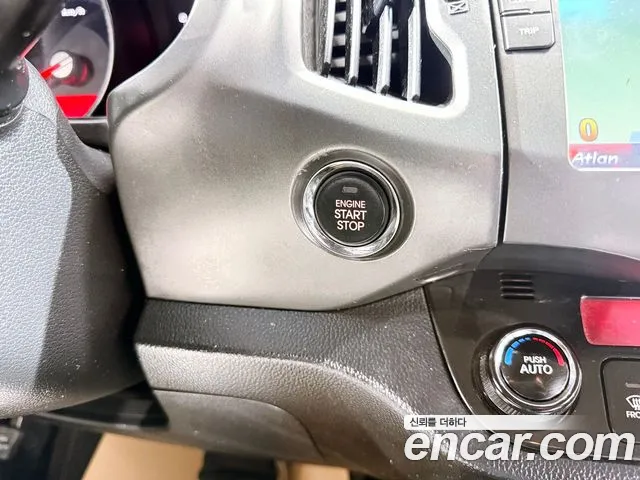 Kia Sportage — фото 14