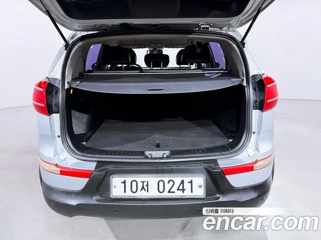 Kia Sportage — фото 19