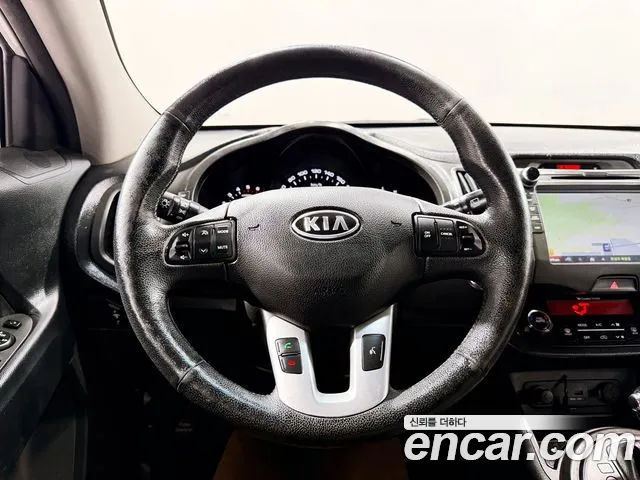 Kia Sportage — фото 6
