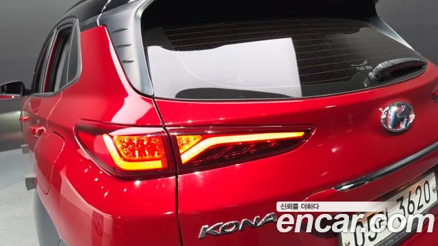 Hyundai Kona — фото 23