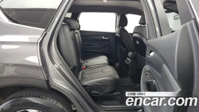 Hyundai Santa Fe — фото 12