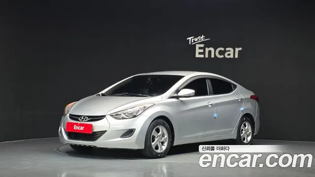 Hyundai Avante — фото 1