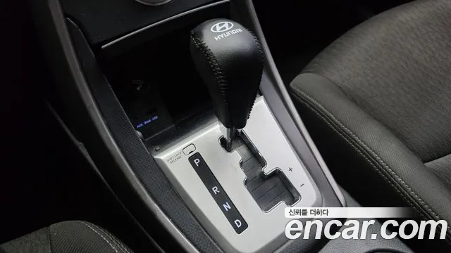 Hyundai Avante — фото 9