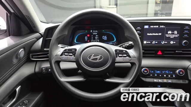 Hyundai Avante — фото 13