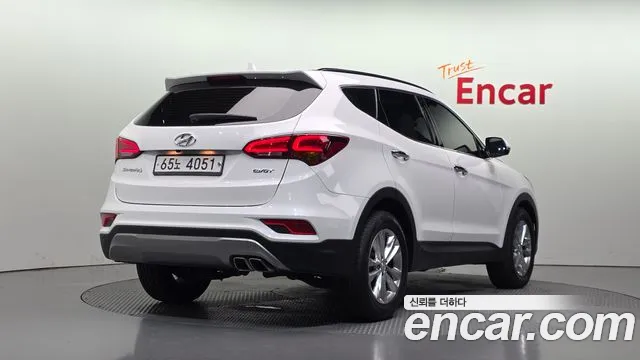 Hyundai Santa Fe — фото 2