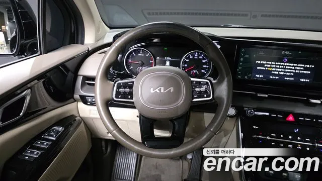 Kia Carnival — фото 13