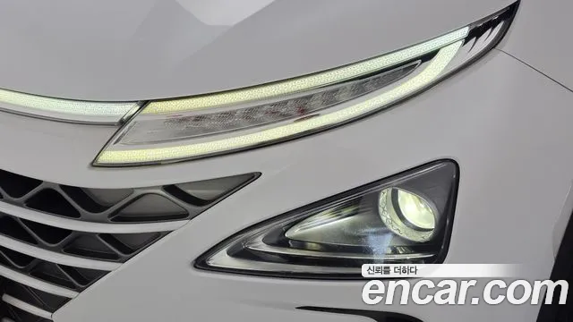 Hyundai Nexo — фото 21