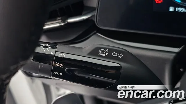 Kia Niro — фото 34