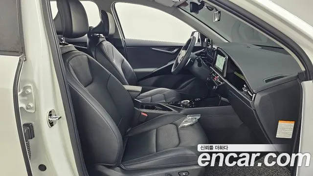 Kia Niro — фото 10