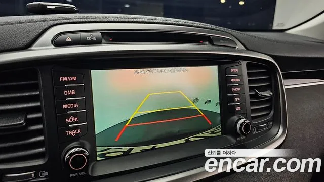 Kia Sorento — фото 15