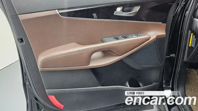 Kia Sorento — фото 24