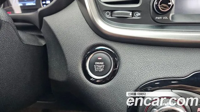 Kia Sorento — фото 29