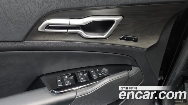 Kia Sportage — фото 15