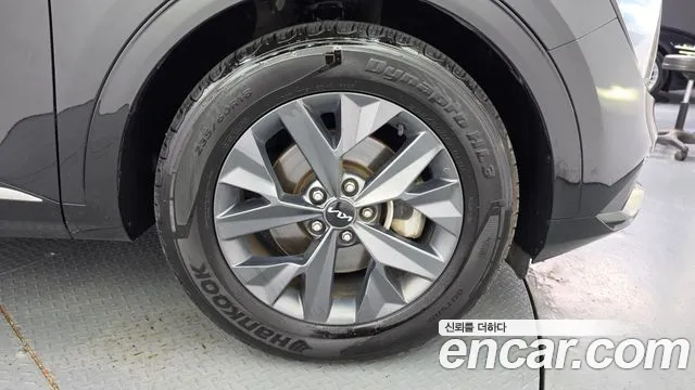 Kia Sportage — фото 21