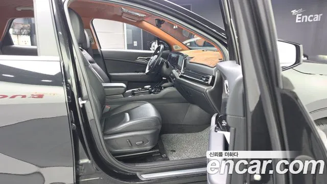 Kia Sportage — фото 10