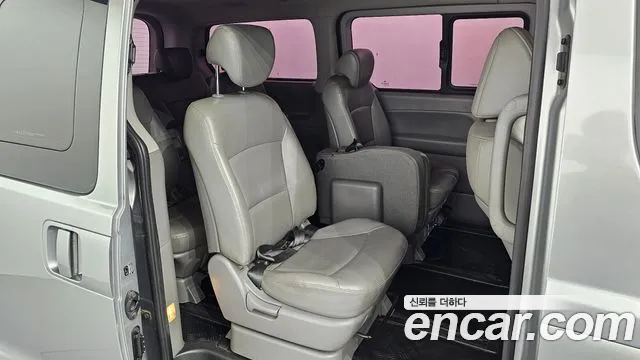 Hyundai Starex — фото 11