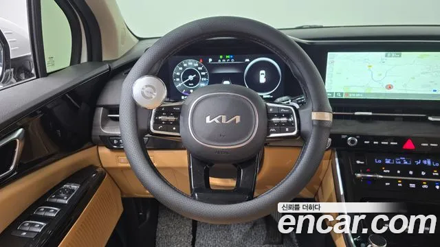 Kia Carnival — фото 11