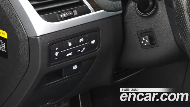Genesis G80 — фото 15