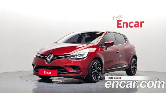 Renault Clio — фото 1