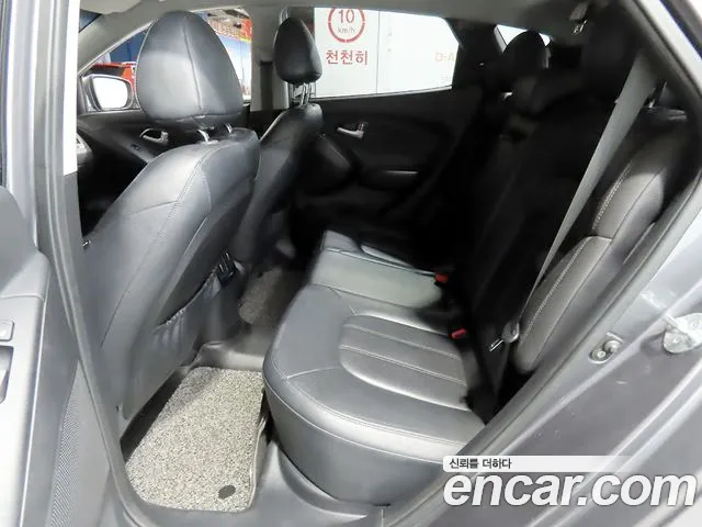 Hyundai Tucson — фото 12
