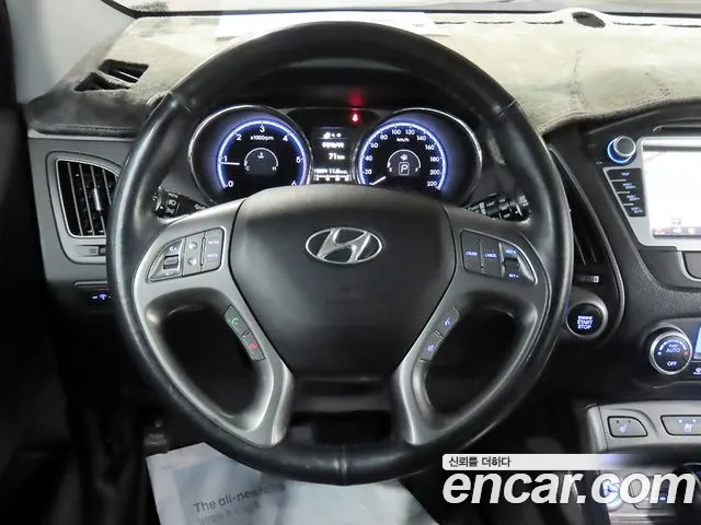 Hyundai Tucson — фото 15