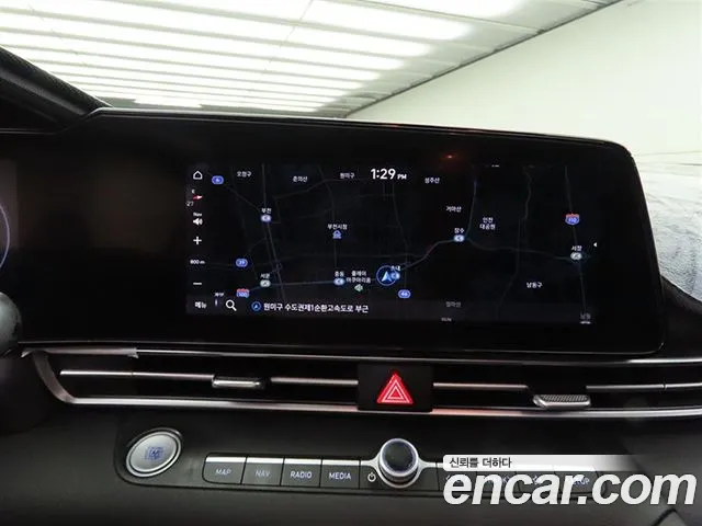 Hyundai Avante — фото 13